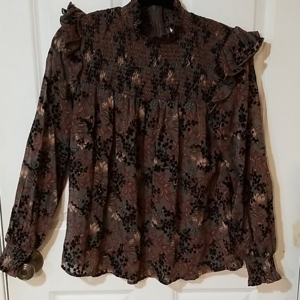 Classy Knox Rose Long Sleeve Frilly Blouse